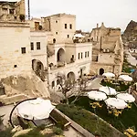 Tafoni Cave Hotel