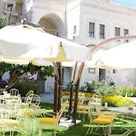 Tafoni Cave فندق 5*