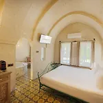 Tafoni Cave 5* أورتاحصار