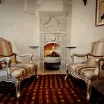 Tafoni Cave Hotel