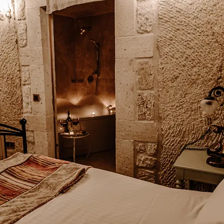 Tafoni Cave Hotel 5*