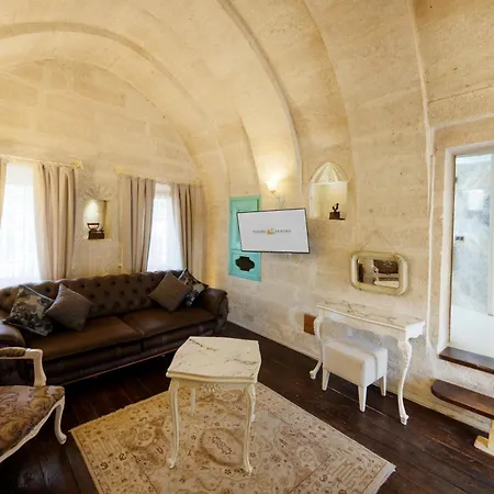 Hotel Tafoni Cave