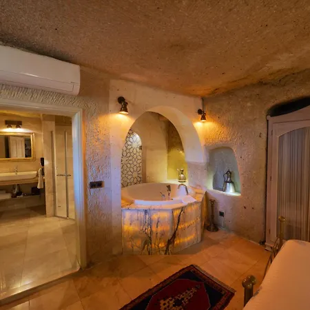 Tafoni Cave 5*