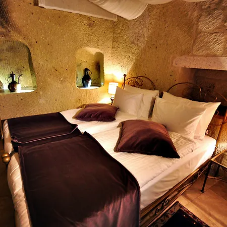Hotel Tafoni Cave