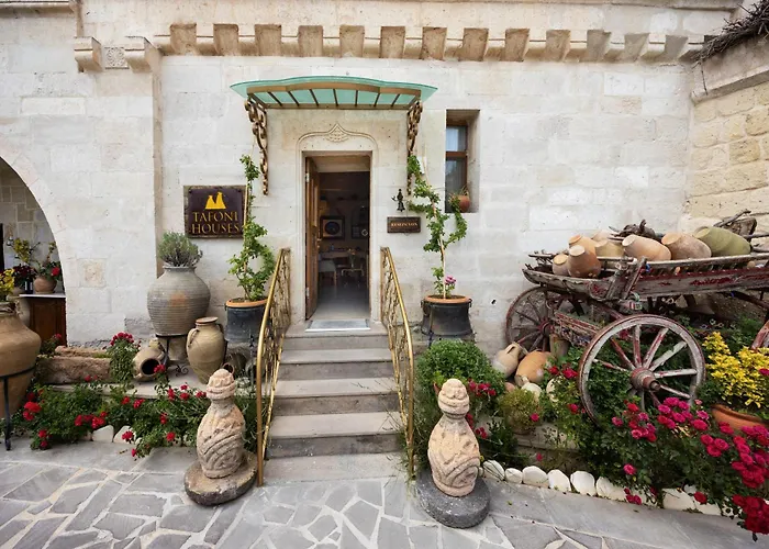 Hotel Tafoni Cave 5*