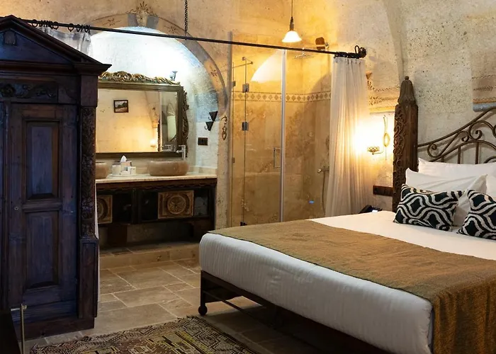 Tafoni Cave 5* Ortahisar