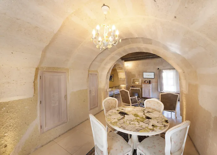 Tafoni Cave Hotel Ortahisar